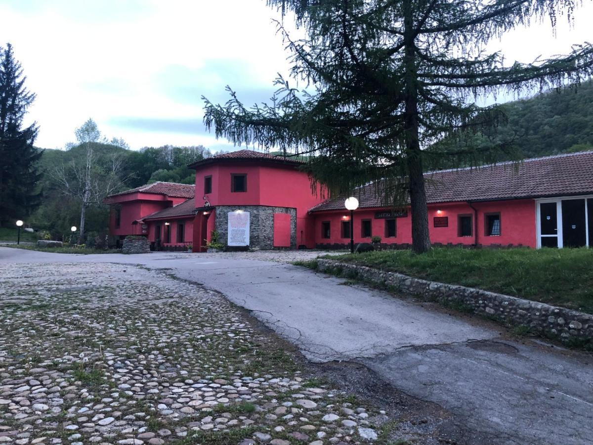 Zlatna Ribka Motel Kokolyane Exterior foto